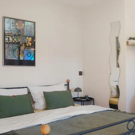 Weingut Hirn &hundertwasser-artikel 3* Eußenheim